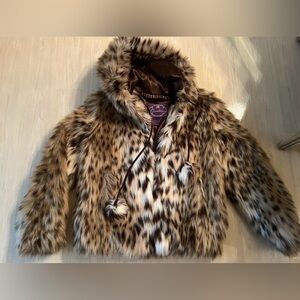 Curations NWT Faux Fur Zip Up Hooded  Snow Leopard Jacket 🤍
